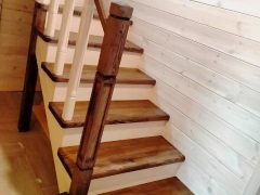 лестница на 180 с поворотными ступенями