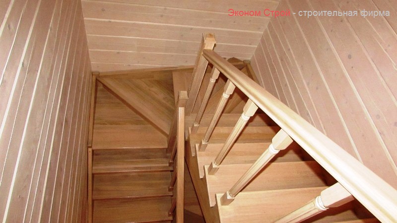лестница с поворотными ступенями