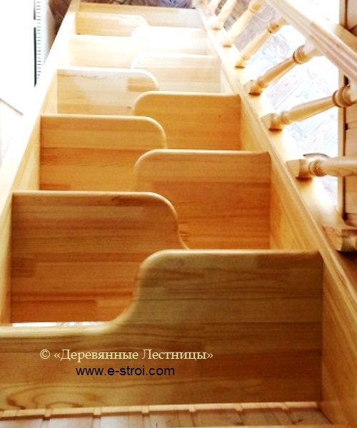 деревянная лестница гусиный шаг